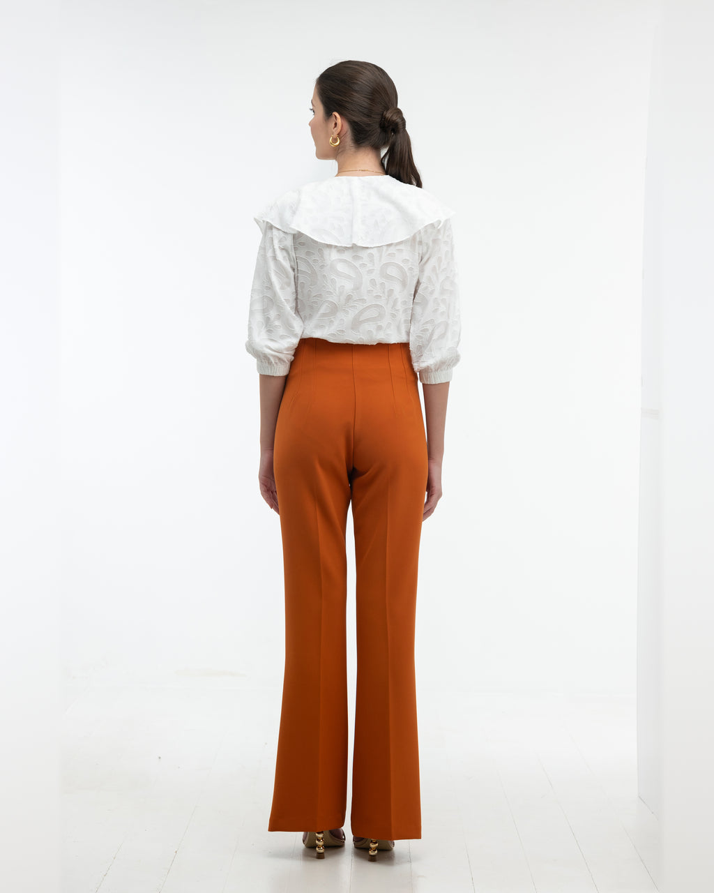 Blouse 15-5670 in Blanco, back