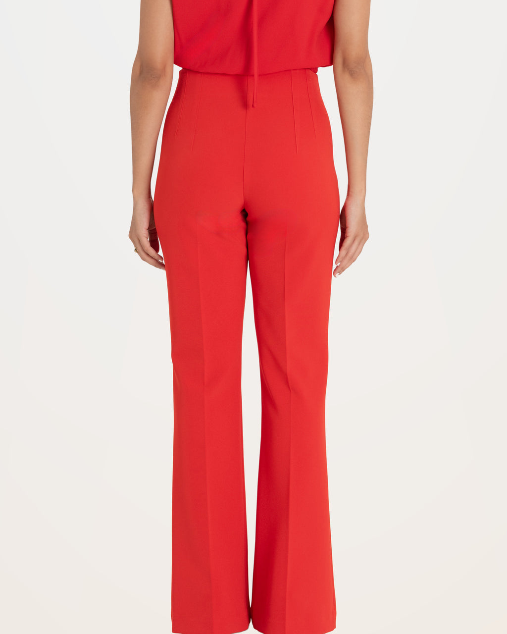 Trousers 15-5697 in Rojo, back close-up