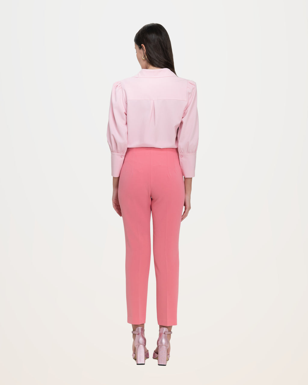 Blouse 15-5577 in Rosa Cameo, back