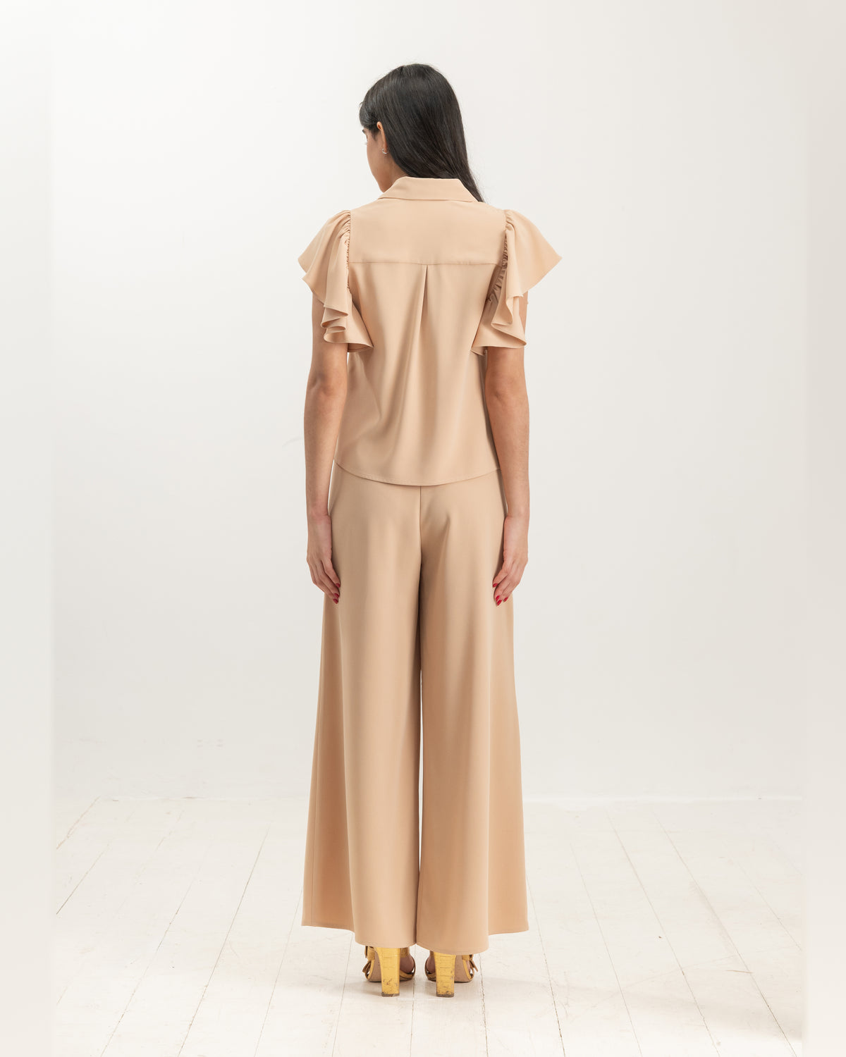 Trousers 15-5672 in Khaki, back