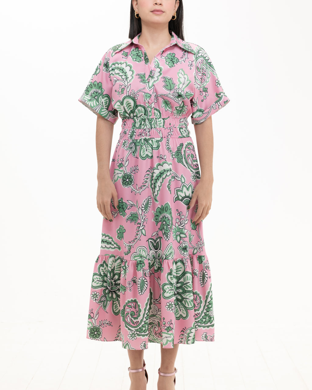 Dress 15-6034 in Verde Esmeralda, front close-up